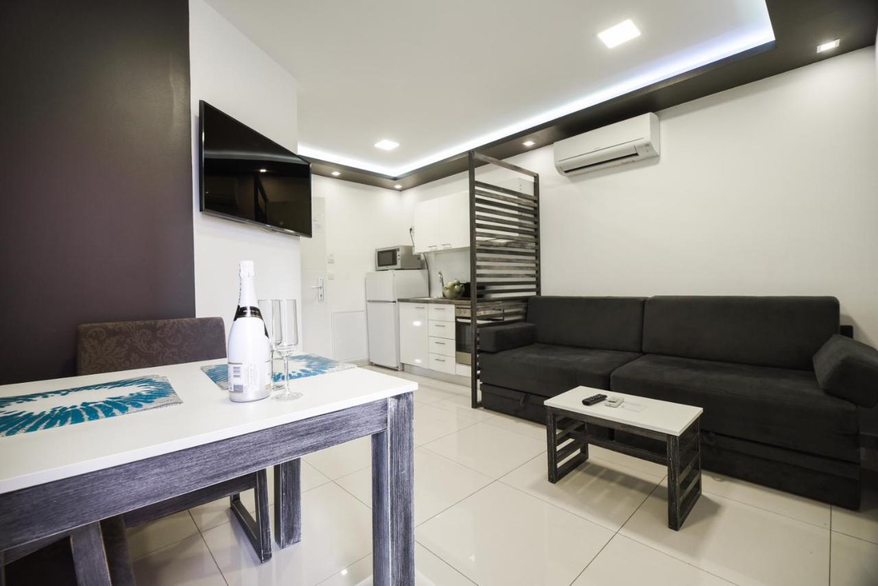 Villa San Antonio-Exclusive Apartments Baska  Exterior photo